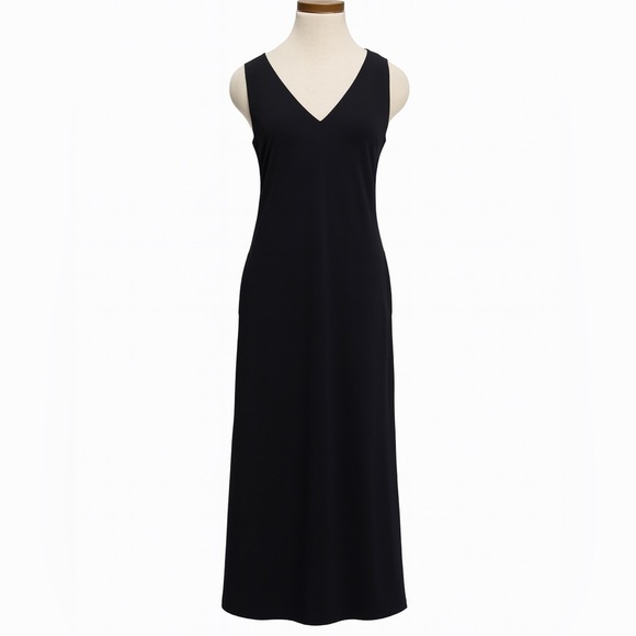Eileen Fisher 100% Silk V-Neck Black Maxi Dress with pockets Size Small - Picture 1 of 7